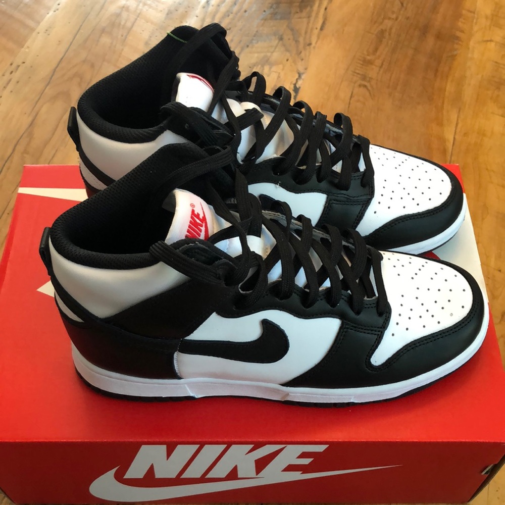 Women’s Nike Dunk High Top Sneaker